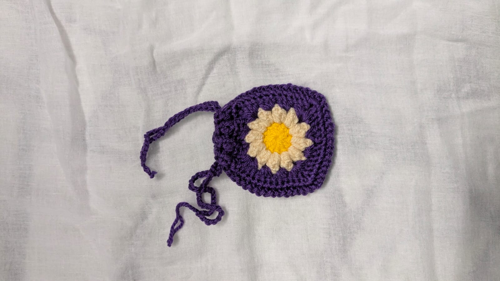 Purple Daisy Drawstring Pouch